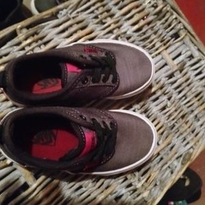 Toddler boys vans Gray, black and red sz 10